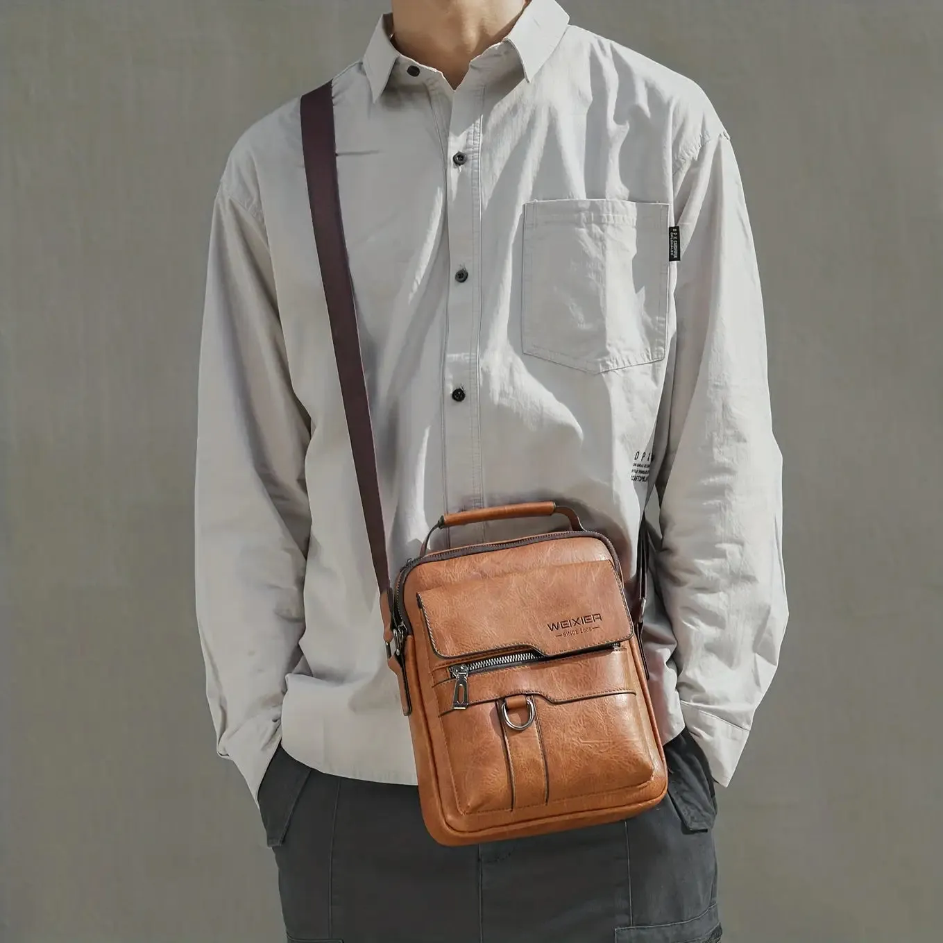 Professional and Stylish Compact Men's  Messenger Bag